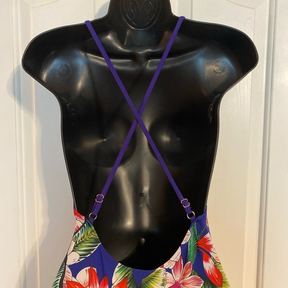 “TINIBIKINI” Floral Tank Weaved Swimsuit - Picture 4 of 11